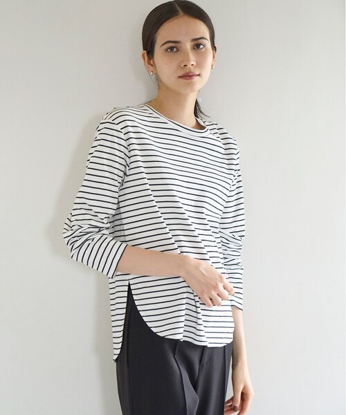 UNFILO（アンフィーロ）の「【洗える/抗菌防臭】ラウンドテールロンT（Tシャツ/カットソー・レディース・ホワイト系/ブラック系1・LARGE/SMALL/MEDIUM）」の2枚目の写真