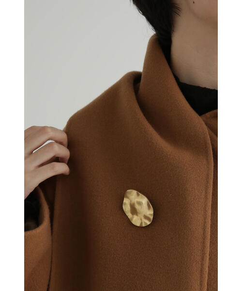 JILL STUART（ジルスチュアート）の「◆オーバルブローチ（ブローチ/コサージュ・レディース・ゴールド・ﾌﾘ-）」の2枚目の写真