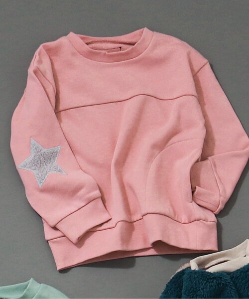 BREEZE(ブリーズ)の「【ユニセックス】スターパッチトレーナー(スウェット・キッズ・グリーン/ピンク/レインボー/ブラック/アイボリー/ベージュ/イエロー/ブルー・80/90/100/110/120/130/140/150)」の7枚目の写真