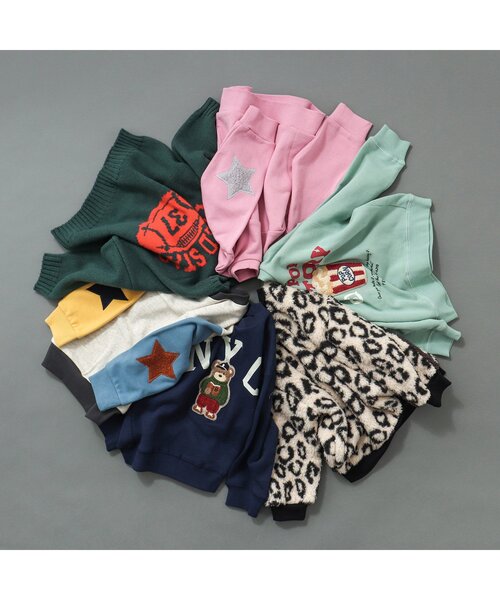 BREEZE(ブリーズ)の「【ユニセックス】スターパッチトレーナー(スウェット・キッズ・グリーン/ピンク/レインボー/ブラック/アイボリー/ベージュ/イエロー/ブルー・80/90/100/110/120/130/140/150)」の17枚目の写真