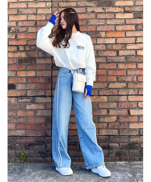 SOMETHING（サムシング）の「【SOMETHING】袖ニットレイヤードスウェット（スウェット・レディース・ホワイト・フリー）」の9枚目の写真