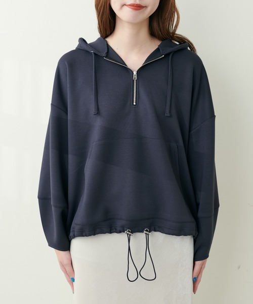 natural couture（ナチュラルクチュール）の「ハーフZIPパーカー（パーカー・レディース・ピンクベージュ/オフホワイト/チャコールグレー・FREE）」の17枚目の写真