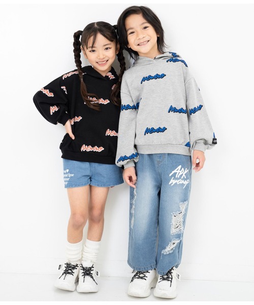 ANAP kids（アナップキッズ）の「英字柄裏毛スウェットパーカー【親子お揃い】（パーカー・キッズ・ブラック/グレー/グリーン・120cm/110cm/130cm）」の14枚目の写真