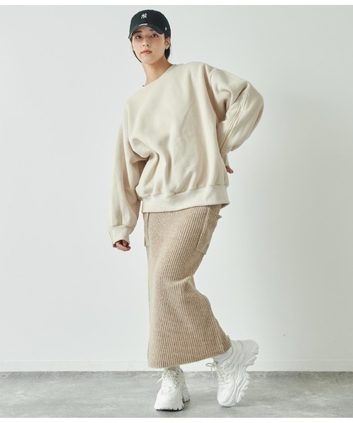 ANAP(アナップ)の「アームジップ裏起毛スウェット トレーナー(スウェット・レディース・ピンク/アイボリー/ダークグレー/ブラック・FREE)」の21枚目の写真