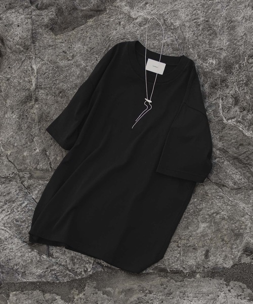 remer（リメール）の「Royal cotton crew neck Tee / ロイヤルコットンクルーネックT（Tシャツ/カットソー・メンズ・ブラック/ホワイト・LARGE/MEDIUM/SMALL）」の5枚目の写真