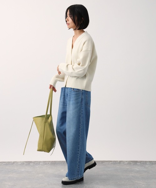 BARNYARDSTORM（バンヤードストーム）の「BARNYARDSTORM / どんなスタイルにも使える！／シンプルVネックカーディガン（ニット/セーター・レディース・モカ/ホワイト/ブルー・FREE）」の11枚目の写真