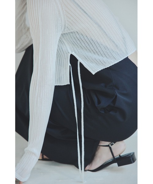 MIESROHE(ミースロエ)の「BALL FLAT SANDAL【サンダル】(サンダル・レディース・ホワイト/ライトグレー/ブラック・38/37/36)」の16枚目の写真