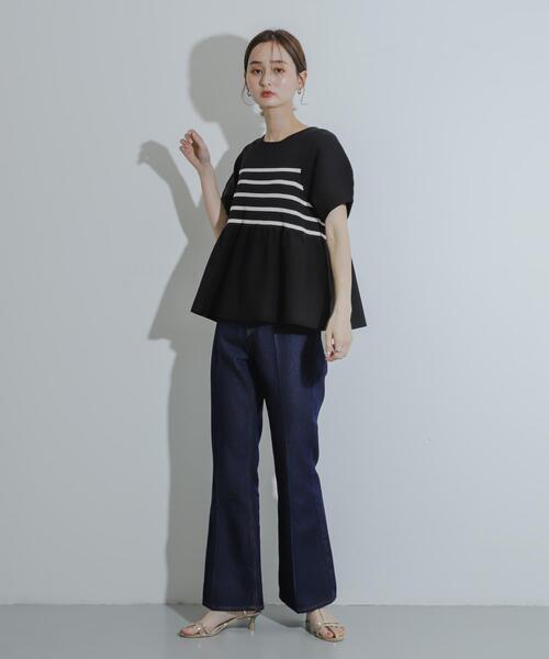 SENSE OF PLACE by URBAN RESEARCH(センスオブプレイスバイアーバンリサーチ)の「センタープレスフレアデニム(デニムパンツ・レディース・オフホワイト/ワンウォッシュ/ライトインディゴブルー・X-SMALL/LARGE/TALL/MEDIUM/SMALL)」の16枚目の写真