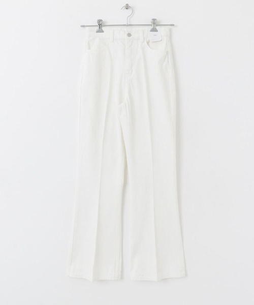 SENSE OF PLACE by URBAN RESEARCH(センスオブプレイスバイアーバンリサーチ)の「センタープレスフレアデニム(デニムパンツ・レディース・オフホワイト/ワンウォッシュ/ライトインディゴブルー・X-SMALL/LARGE/TALL/MEDIUM/SMALL)」の6枚目の写真