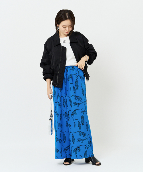 HARDY NOIR(アルディーノアール)の「Leopard Print ワイドパンツ(その他パンツ・レディース・ブルー系その他・FREE)」の3枚目の写真