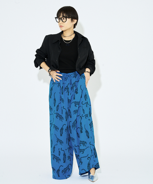 HARDY NOIR(アルディーノアール)の「Leopard Print ワイドパンツ(その他パンツ・レディース・ブルー系その他・FREE)」の6枚目の写真