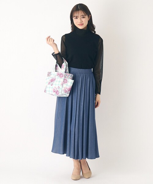 LAURA ASHLEY（ローラアシュレイ）の「【UK本国一推し柄】バーンズフィールド柄 ランチトートバッグ（トートバッグ・レディース・ピンク系5/グリーン系その他2・00）」の4枚目の写真