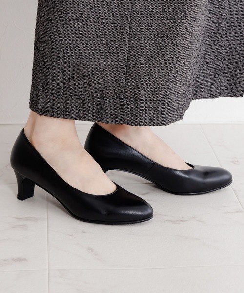 卑弥呼(ヒミコ)の「【Made in Japan】【卑弥呼】【撥水】5cmヒールラウンドトゥブラックパンプス/600006(パンプス・レディース・ブラック・22.0cm/22.5cm/23.0cm/23.5cm/24.0cm/24.5cm/25.0cm/26.0cm/26.5cm/21.5cm/25.5cm)」の11枚目の写真