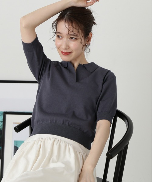 N.（N. Natural Beauty Basic）（エヌエヌナチュラルビューティーベーシック）の「◆ビオグレース半袖ポロネックニット（ニット/セーター・レディース・レッド/オフホワイト/チャコールグレー・MEDIUM）」の5枚目の写真