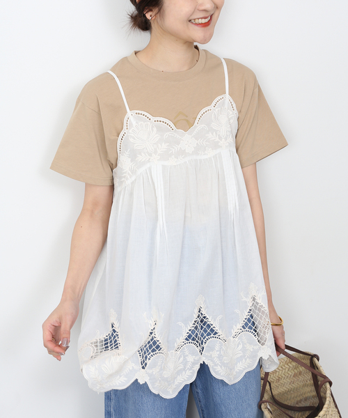 SLOVE IENAスローブイエナ カット刺しゅうキャミブラウス　ブラック SLOBE IENA（スローブイエナ）の「カット刺しゅうキャミブラウス