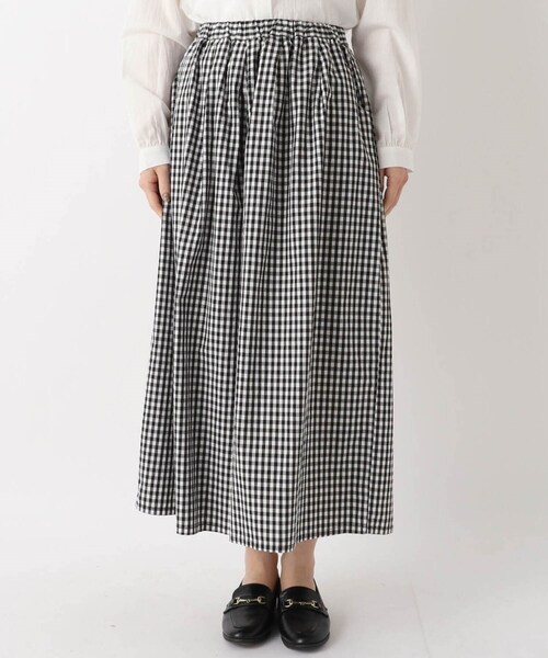 one'sterrace(ワンズテラス)の「ウエストタック入り 9分丈 フレア パンツ(その他パンツ・レディース・アイボリー系8/ブラック系8・02)」の3枚目の写真