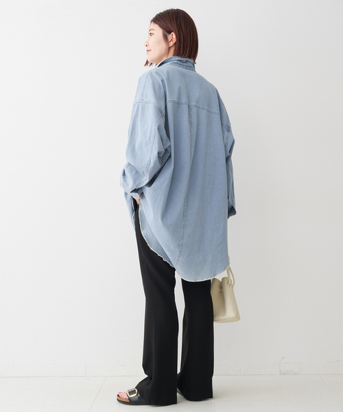 Spick & Span（スピックアンドスパン）の「ブリーチデニムルーズシャツ