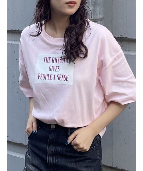 MURUA（ムルーア）の「ボックスプリントTシャツ（Tシャツ/カットソー・レディース・ホワイト/ピンク/ダークグレー・FREE）」の3枚目の写真