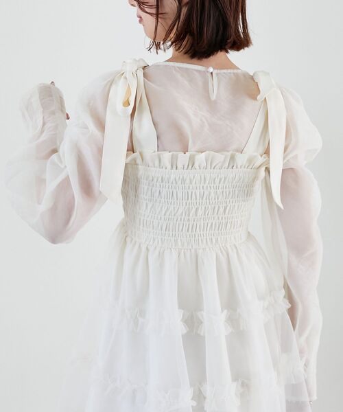 MAJESTIC LEGON(マジェスティックレゴン)の「シアーパワショルトップス(Tシャツ/カットソー・レディース・ブラック/アイボリー/ホワイト系その他2・MEDIUM)」の21枚目の写真