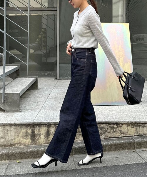 fredy emue（フレディエミュ）の「ウエストアジャストワイドデニムパンツ（デニムパンツ・レディース・ブルー/ネイビー・36/38）」の15枚目の写真