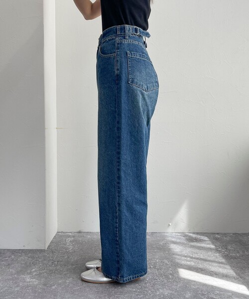 fredy emue（フレディエミュ）の「ウエストアジャストワイドデニムパンツ（デニムパンツ・レディース・ブルー/ネイビー・36/38）」の18枚目の写真
