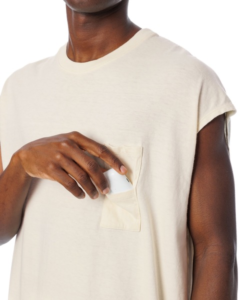 Sandinista(サンディニスタ)の「Vintage 88/12 W Pocket Sleeveless Tee / ヴィンテージダブルポケットスリーブスレTシャツ(Tシャツ/カットソー・メンズ・チャコール/マスタード/ナチュラル/ブラック・MEDIUM/SMALL/LARGE)」の9枚目の写真