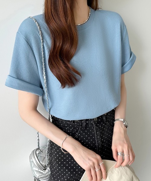 COCOMOMO（ココモモ）の「【2タイプ×カラー展開あり】 ワッフルTシャツ 半袖 Tシャツ カットソー 夏服（Tシャツ/カットソー・レディース・ホワイト/スカイブルー/ブラック/アイボリー系/アイボリー/オレンジ/ライトグレー/グリーン系/ピンク/グリーン/ホワイト系/ブラック系/オレンジ系・L/M）」の10枚目の写真