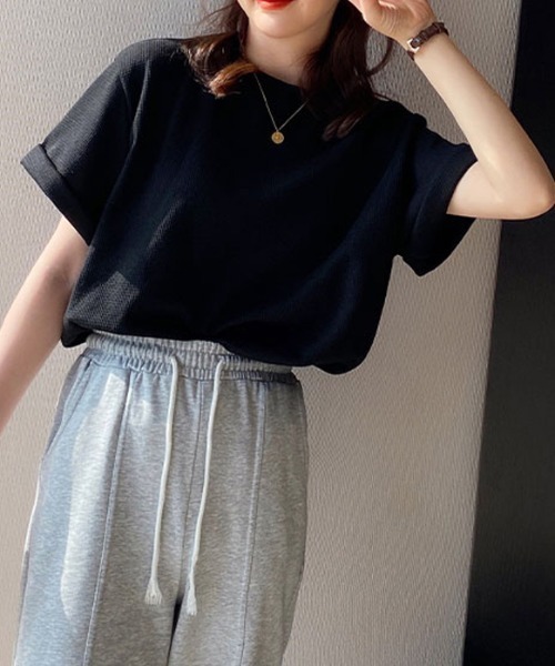 COCOMOMO（ココモモ）の「【2タイプ×カラー展開あり】 ワッフルTシャツ 半袖 Tシャツ カットソー 夏服（Tシャツ/カットソー・レディース・ホワイト/スカイブルー/ブラック/アイボリー系/アイボリー/オレンジ/ライトグレー/グリーン系/ピンク/グリーン/ホワイト系/ブラック系/オレンジ系・L/M）」の17枚目の写真