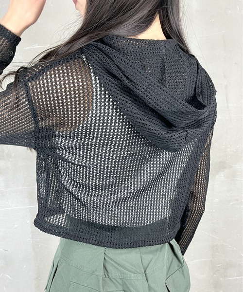 tolene(トレネ)の「透かし編み生地パーカー(Tシャツ/カットソー・レディース・ブラック/ホワイト・FREE)」の10枚目の写真