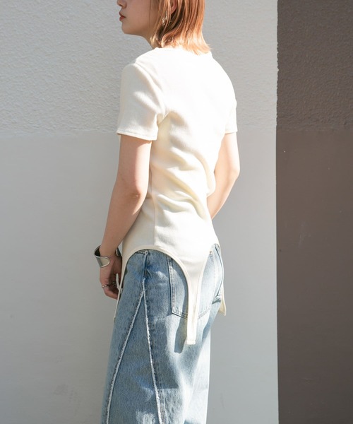 KBF(ケイビーエフ)の「ガーターベルトTEE(Tシャツ/カットソー・レディース・ブルー/ネイビー/アイボリー・ONE)」の7枚目の写真