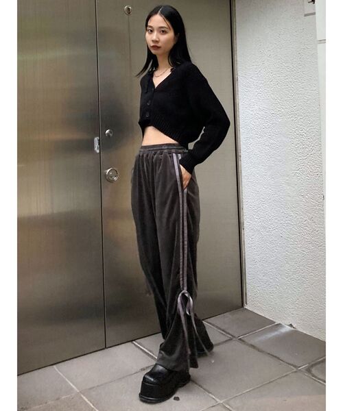 ラインリボンベロアパンツ[品番：MKSW0058985]｜EMODA（エモダ