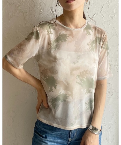 She's Closet（シーズクローゼット）の「マーブル水彩ニュアンス柄半袖クルーネックメッシュシアートップス（Tシャツ/カットソー・レディース・マルチ/アイボリー/チャコールグレー・FREE）」の7枚目の写真