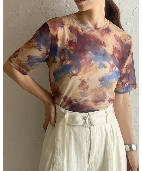 She's Closet（シーズクローゼット）の「マーブル水彩ニュアンス柄半袖クルーネックメッシュシアートップス（Tシャツ/カットソー・レディース・マルチ/アイボリー/チャコールグレー・FREE）」の12枚目の写真
