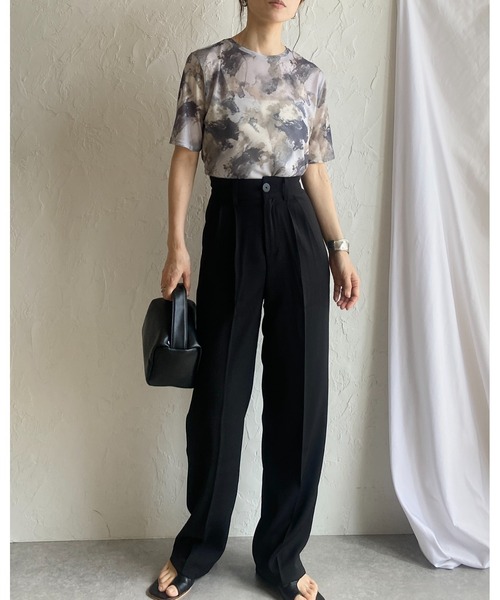 She's Closet（シーズクローゼット）の「マーブル水彩ニュアンス柄半袖クルーネックメッシュシアートップス（Tシャツ/カットソー・レディース・マルチ/アイボリー/チャコールグレー・FREE）」の14枚目の写真