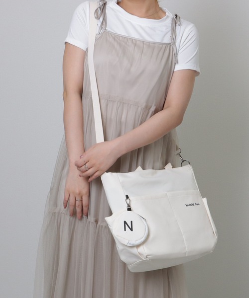 Lace Ladies(レースレディース)の「ソリッドカラー 多ポケット 2WAY ビッグ ショルダーバッグ(トートバッグ・レディース・ブラック/アイボリー/ベージュ・FREE)」の8枚目の写真