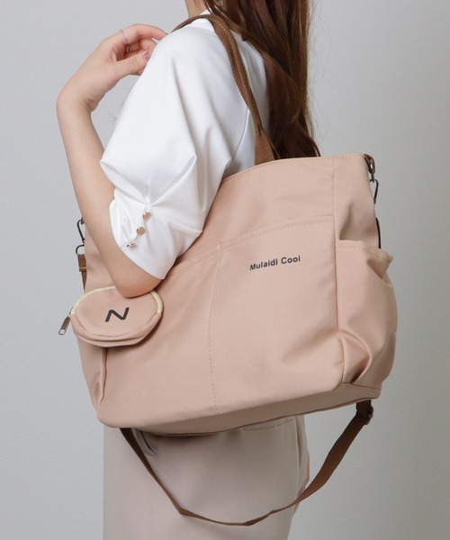 Lace Ladies(レースレディース)の「ソリッドカラー 多ポケット 2WAY ビッグ ショルダーバッグ(トートバッグ・レディース・ブラック/アイボリー/ベージュ・FREE)」の5枚目の写真