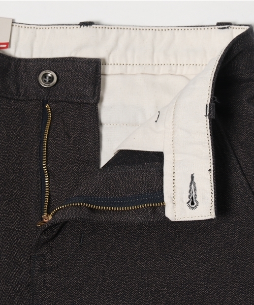 Levi's（リーバイス）の「チノジョガーパンツ（その他パンツ・メンズ・チャコールグレー・34inch/30inch/28inch/32inch）」の10枚目の写真