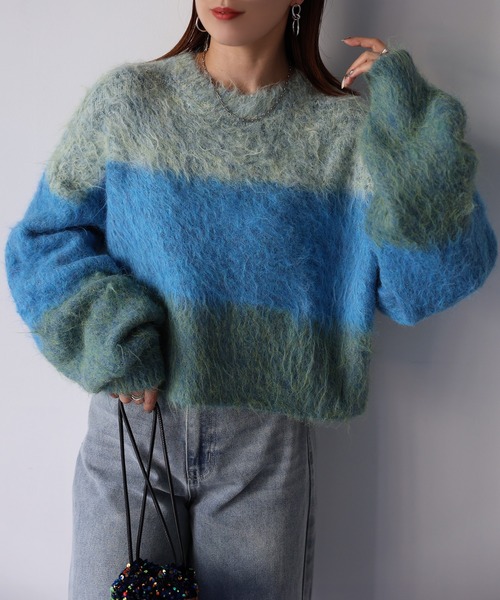 Riberry(リベリー)の「シャギーグラデーション配色ニット(ニット/セーター・レディース・ブルー/チャコールグレー・MEDIUM)」の10枚目の写真