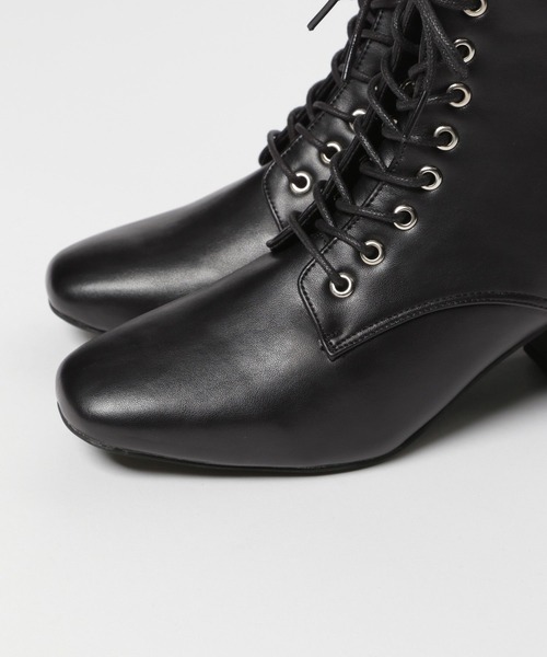 repipi armario（レピピ アルマリオ）の「ヒールレースアップブーツ（ブーツ・キッズ・アイボリー/ブラック/ブラウン・SMALL/MEDIUM/LARGE）」の11枚目の写真