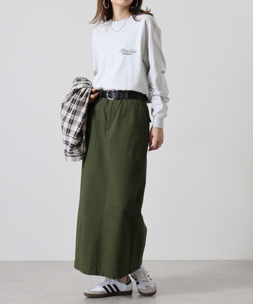 MODISH GAZE(モディシュガゼ)の「MODISH GAZE 6.0オンス スモーキングガール 線画イラストロンT 長袖(Tシャツ/カットソー・メンズ・ブラック/チャコール/ホワイト/アッシュ・M/L/XL/S)」の20枚目の写真
