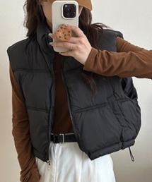 ショート丈コンパクト中綿ベスト