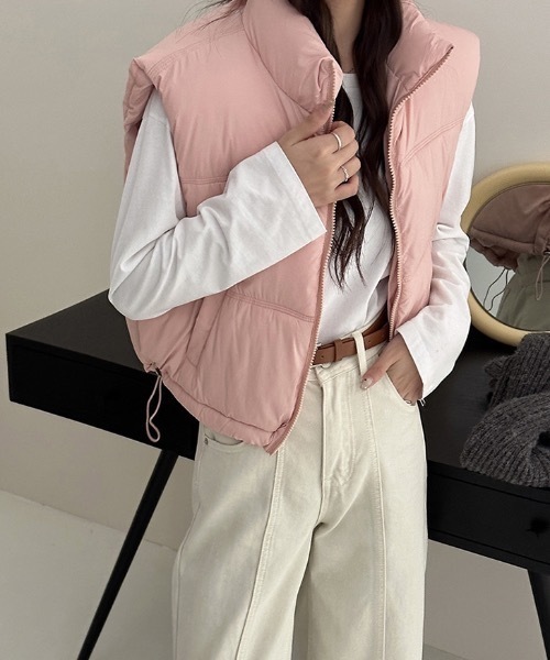 Teem Store（チームストア）の「ショート丈コンパクト中綿ベスト（ダウンベスト・レディース・ネイビー/ブラウン/ピンク/ホワイト/ベージュ/ブラック・L）」の7枚目の写真