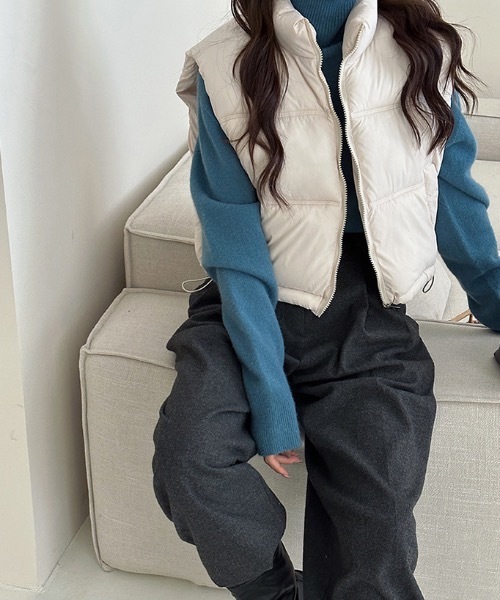 Teem Store（チームストア）の「ショート丈コンパクト中綿ベスト（ダウンベスト・レディース・ネイビー/ブラウン/ピンク/ホワイト/ベージュ/ブラック・L）」の13枚目の写真