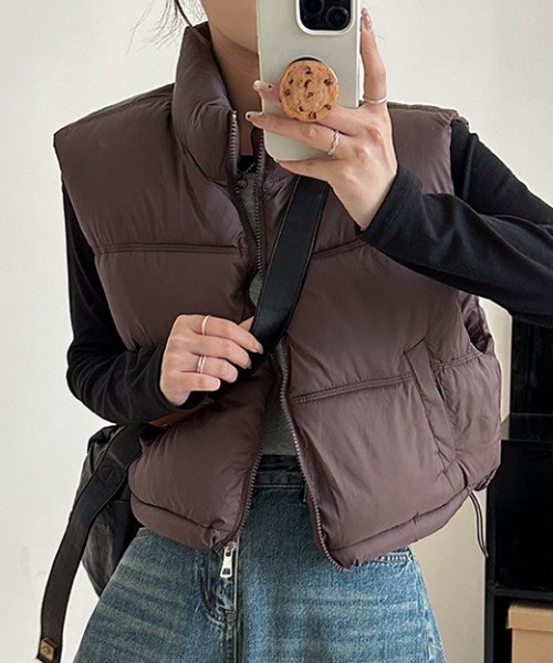 Teem Store（チームストア）の「ショート丈コンパクト中綿ベスト（ダウンベスト・レディース・ネイビー/ブラウン/ピンク/ホワイト/ベージュ/ブラック・L）」の12枚目の写真