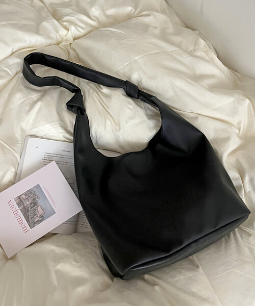 prose verse（プロズヴェール）の「ワンショルダートートバッグ（トートバッグ・レディース・ブラック/ブラック系その他・ﾌﾘ-）」の4枚目の写真