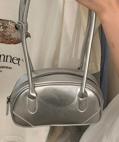 moment+(モーメントプラス)の「ロングハンドルボストンバッグ(ボストンバッグ・レディース・ブラック/シルバー/ブラウン・FREE)」の15枚目の写真