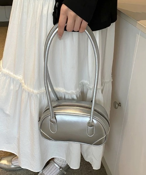 moment+(モーメントプラス)の「ロングハンドルボストンバッグ(ボストンバッグ・レディース・ブラック/シルバー/ブラウン・FREE)」の12枚目の写真