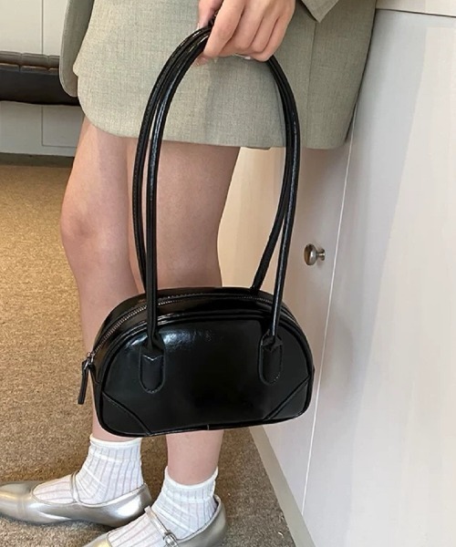 moment+(モーメントプラス)の「ロングハンドルボストンバッグ(ボストンバッグ・レディース・ブラック/シルバー/ブラウン・FREE)」の8枚目の写真