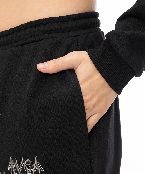 RVCA(ルーカ)の「RVCA メンズ METALURGY PT セットアップボトムス 【2024年秋冬モデル】/ルーカウエストゴムスウェットパンツ(スウェットパンツ・メンズ・ブラック/グレー・SMALL/MEDIUM/LARGE/X-LARGE)」の8枚目の写真