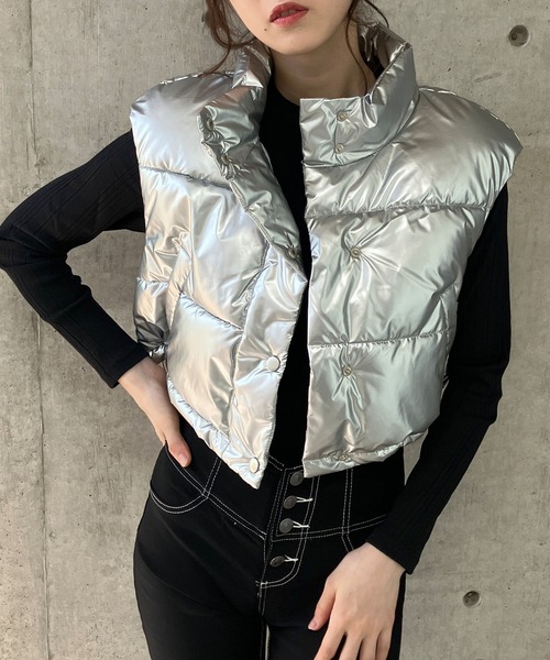  シルバー ダウンベスト セール】ショート中綿ダウンベスト（ダウンベスト）｜GLAMOROUS JANE